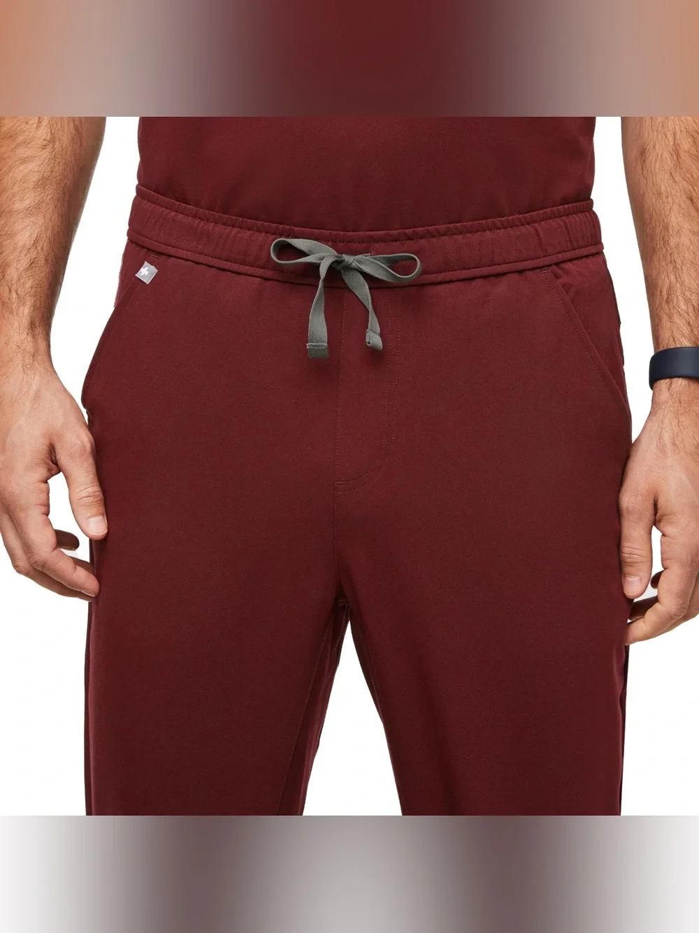 Figs Tansen Jogger Scrub Pants in Burgundy, Men’s size Large